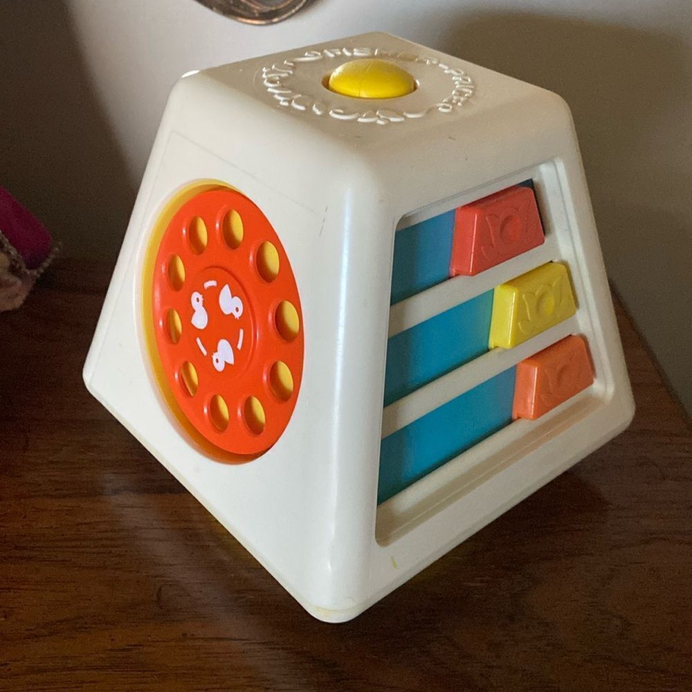 Vintage 1978 Fisher Price People Plastic Toy Playset